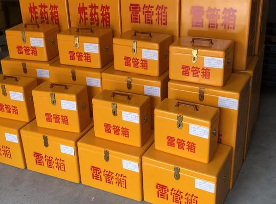 托喀依乡玻璃钢雷管箱的使用寿命一般是多少？